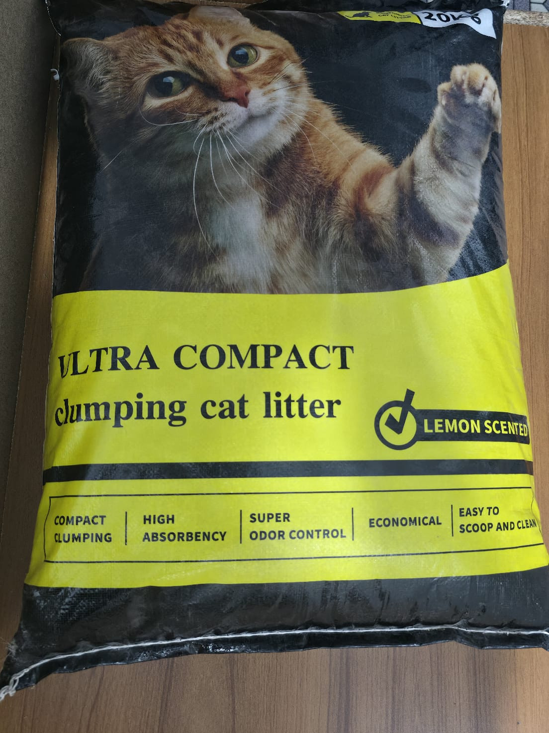 ULTRA COMPACT Clumping Cat Litter