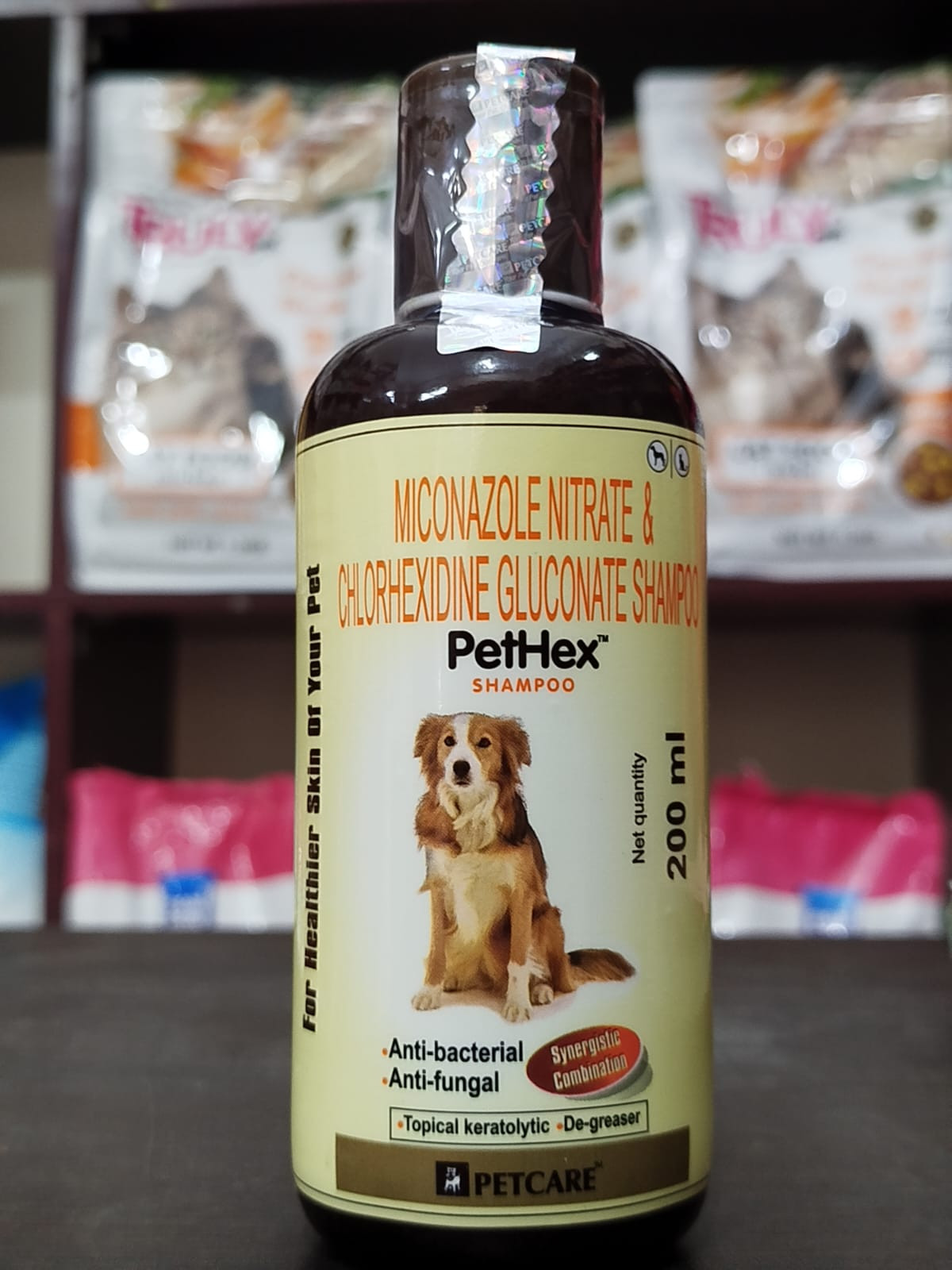 PetHex Shampoo – Miconazole Nitrate & Chlorhexidine Gluconate for Pets, 200 ml